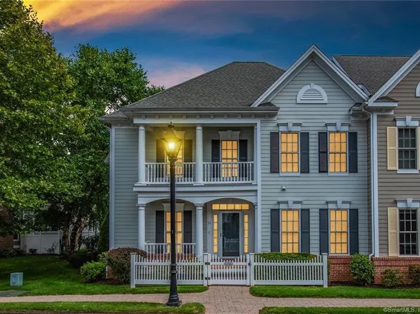 11 Pennington Drive #11, Simsbury, CT 06070