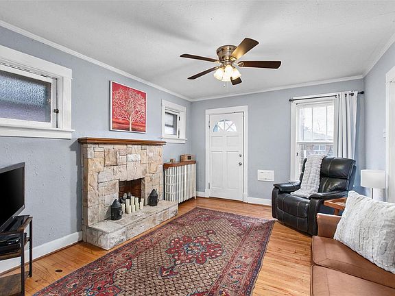 4th image of 5415 Quincy St