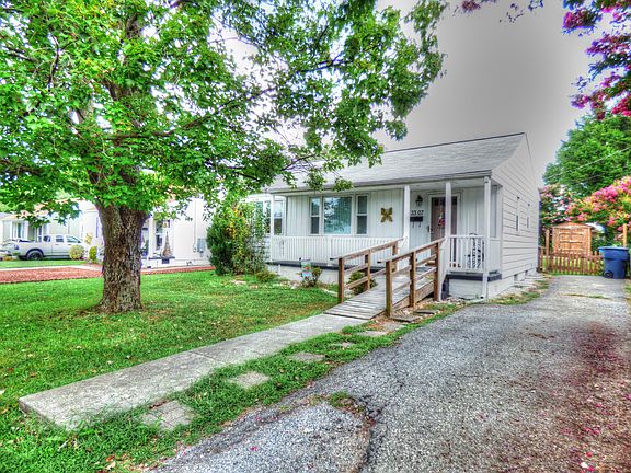 2nd image of 3307 Birchlawn Ave NW