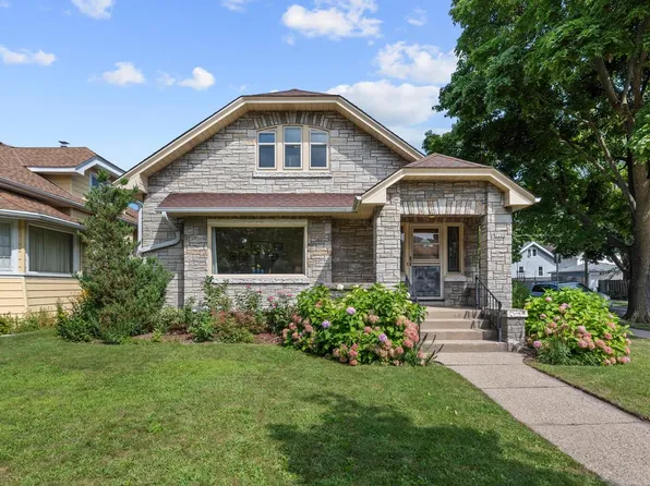 2200 North 58th STREET, Milwaukee, WI 53208