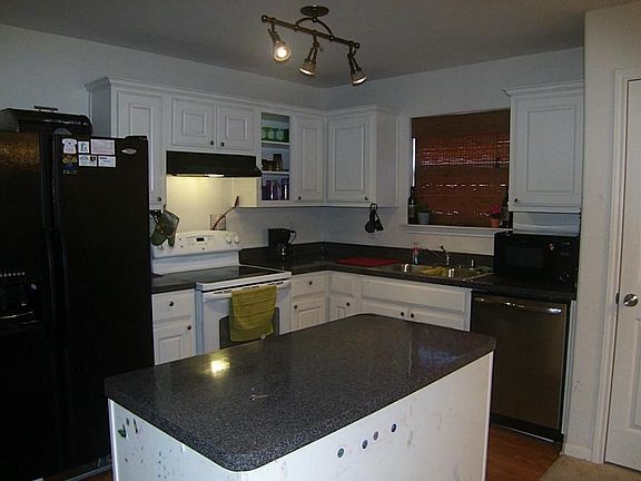 5th image of 4023 Enclave Mist Ln
