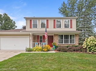 44975 Yorkshire Dr, Novi, MI 48375
