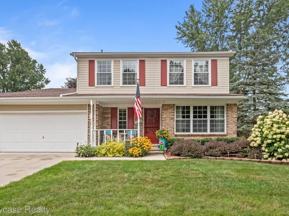 44975 Yorkshire Dr, Novi, MI 48375