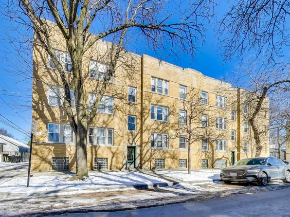3742 W Berteau Ave #3, Chicago, IL 60618