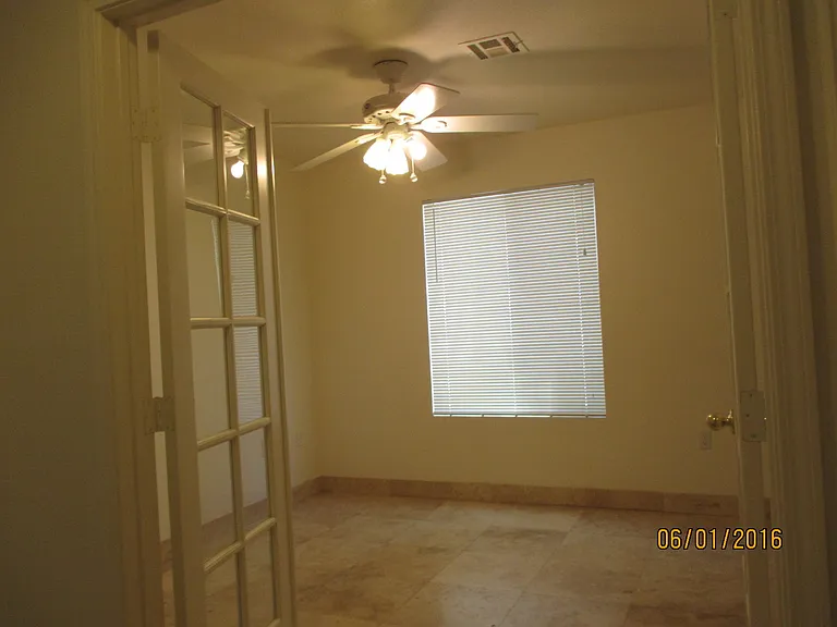 8452 Boseck Dr #187 — Photo 11