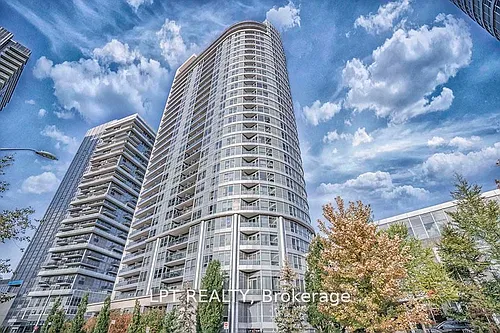 181 Village Green Sq Photo 1