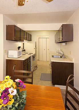 2nd image of 3718 E La Salle St APT 2304