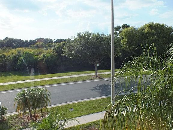 4th image of 12707 Lake Vista Dr