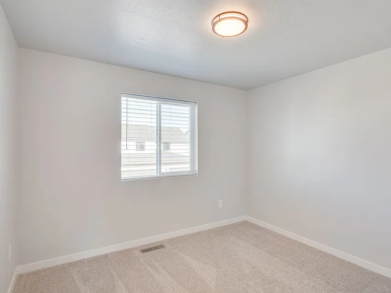 332 S Baraya Way — Photo 14