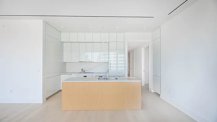 Rented by OnePoint Real Estate Group | media 10