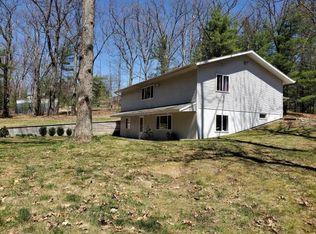 2920 Tower Hill Rd, Houghton Lake, MI 48629