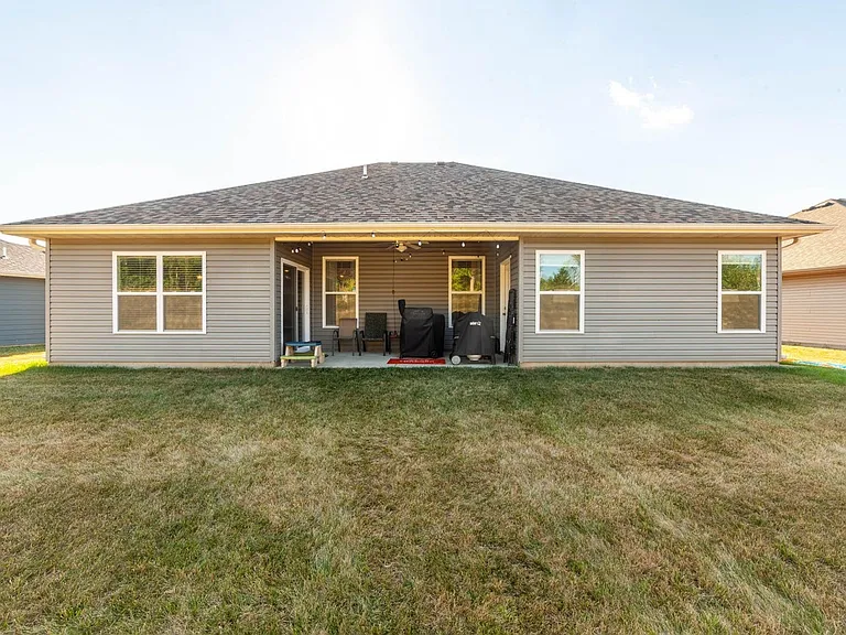 2308 Mace Dr — Photo 19