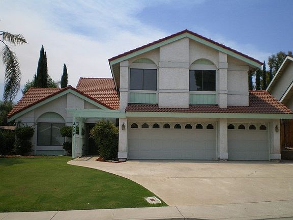 2504 Vyn Drive