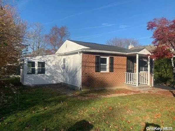 26 Wildwood Drive, Sound Beach, NY 11789