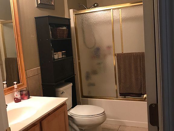 4th image of 166 Desiree Aurora St