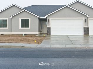832 Q St SW, Quincy, WA 99344