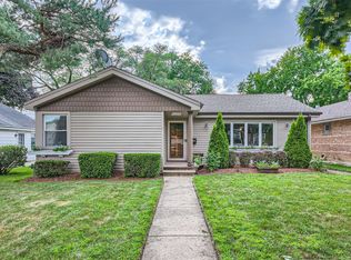 9804 Cook Ave, Oak Lawn, IL 60453