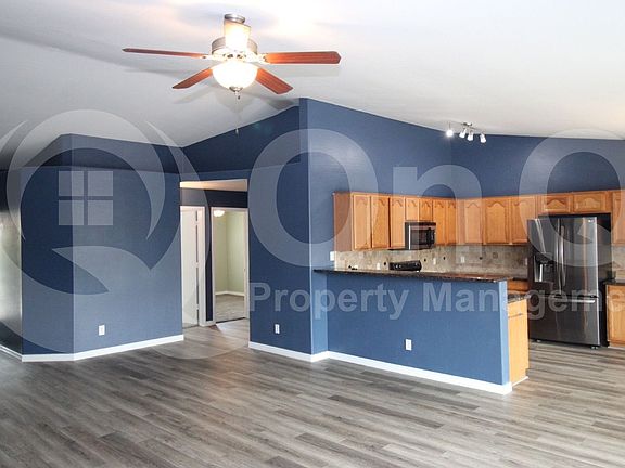 4th image of 4567 E Meadow Land Dr