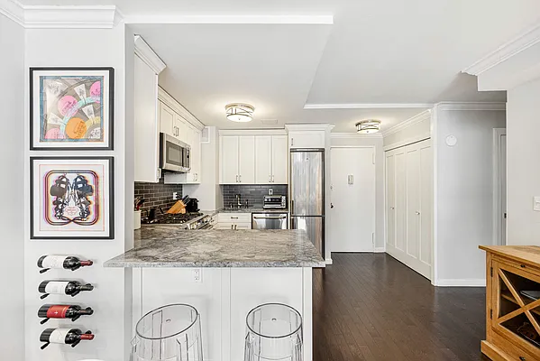 Sold by Compass | media 5