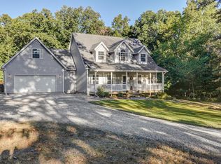 223 Trail Of Tears Dr, Marshfield, MO 65706