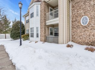 12 High Pointe Way, Matawan, NJ 07747