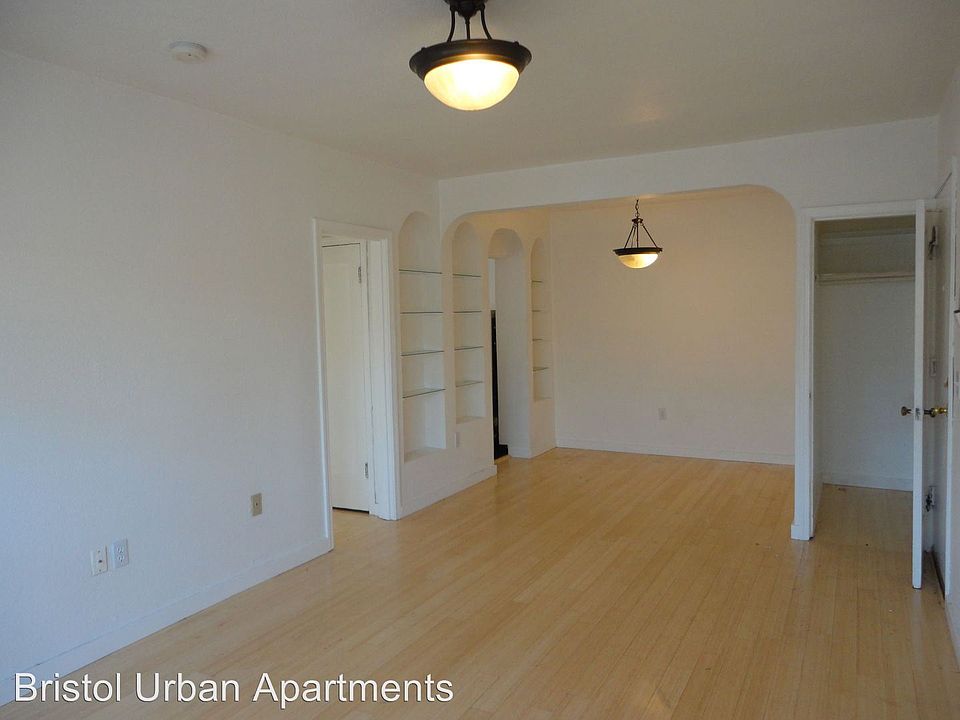 2nd image of 2107 NE Flanders St APT 201