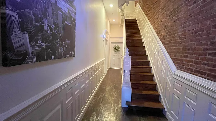 Rented by Strivers Management Group Corp (Brokerage) | media 9
