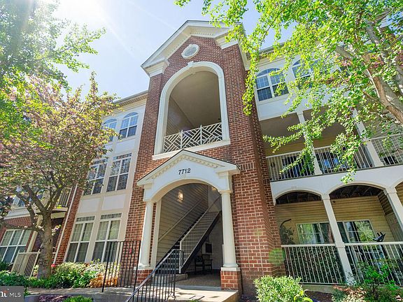 3rd image of 7712 Haynes Point Way Unit L