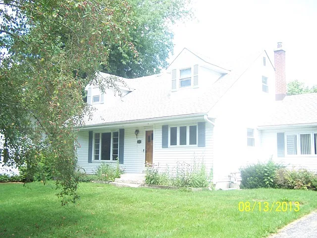 28916 W Main St photo 1