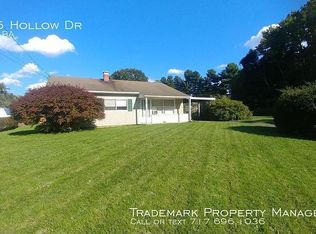 6225 Hollow Dr, East Petersburg, PA 17520