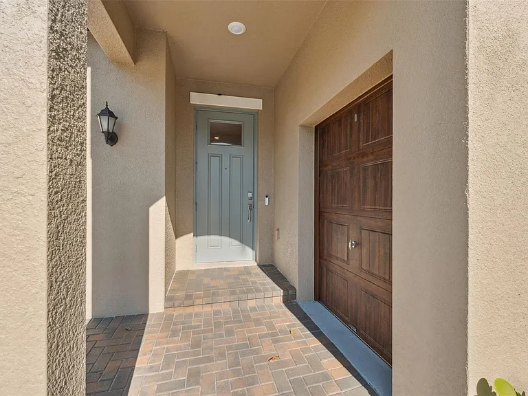 16787 Shell Bay Dr — Photo 3