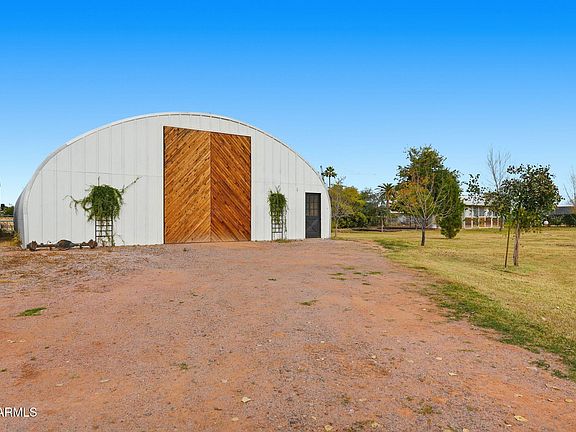 2nd image of 2858 E REDFIELD Road