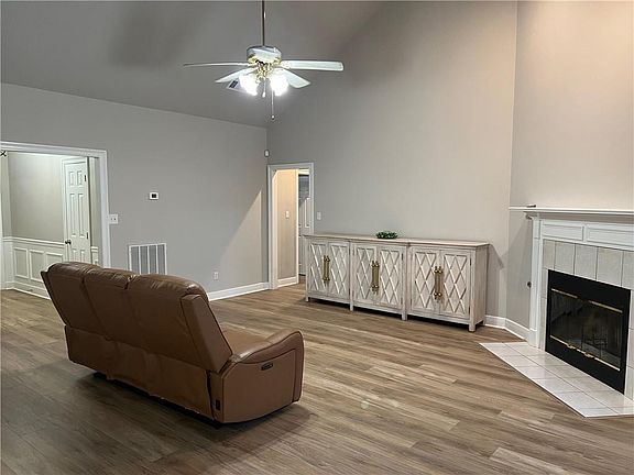 4th image of 707 Kimberly Ann Cir