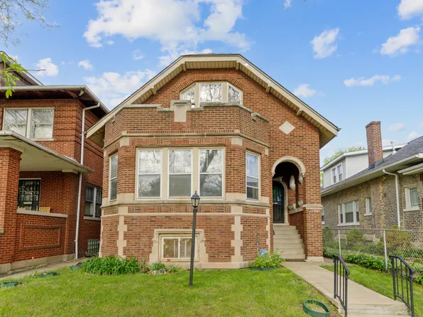 7544 S Ridgeland Ave, Chicago, IL 60649