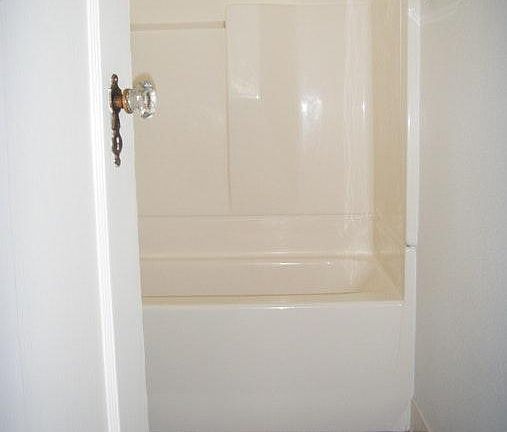5th image of 6327 S Johnson St