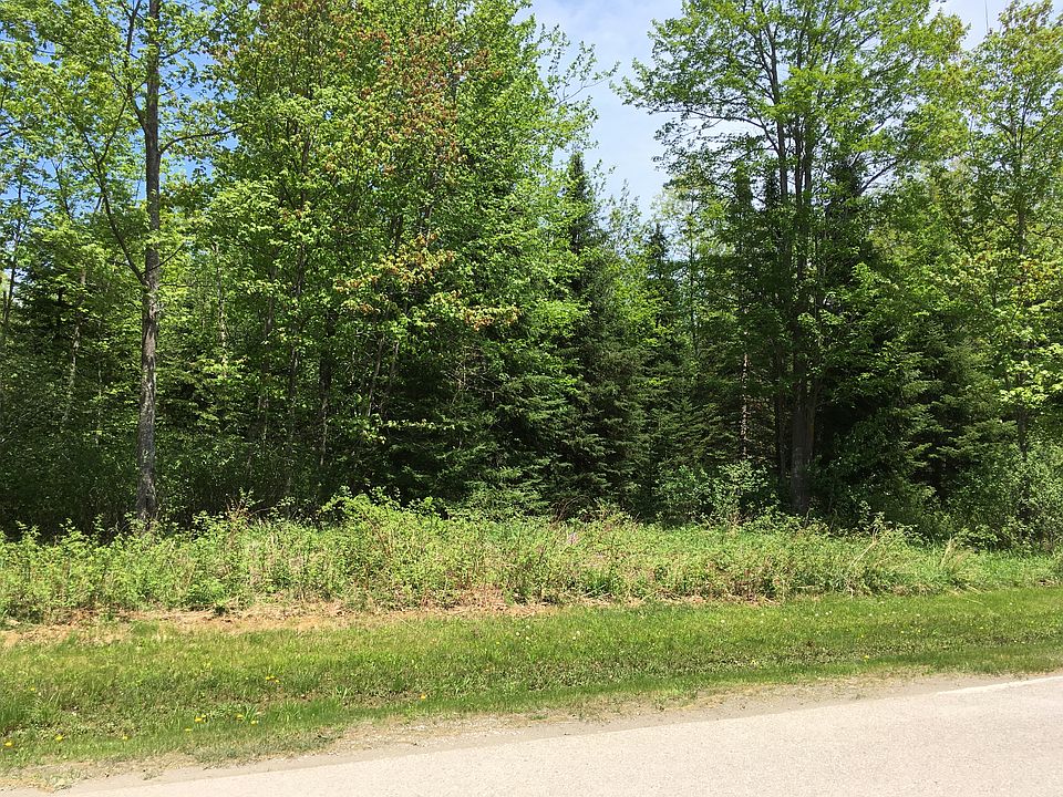 2nd image of 1120 Trowbridge Dr