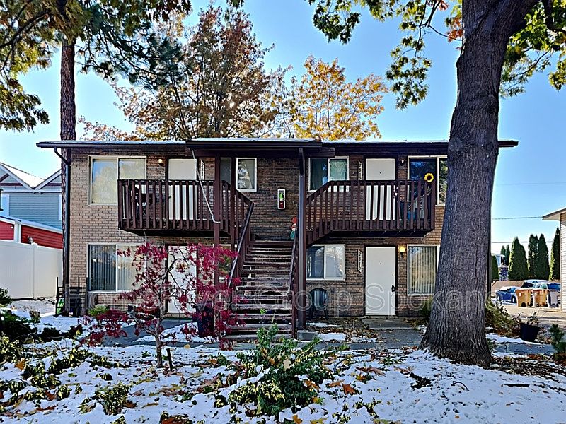 1st image of 2810 E 32nd Ave