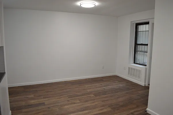 Rented by OvCo Realty | media 68