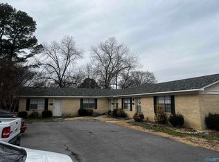707 Barkley St SW #3, Hartselle, AL 35640