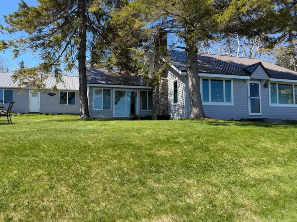 14382 Hill St, Presque Isle, MI 49777