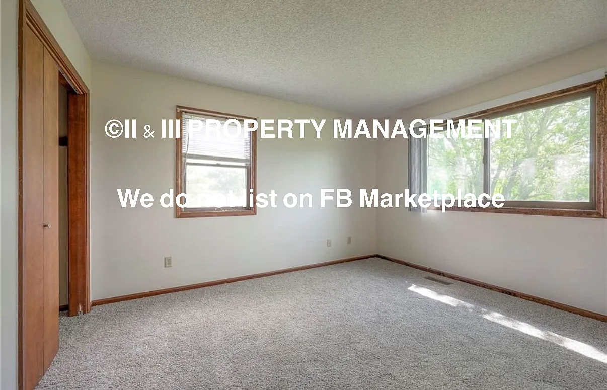 1101 Jeff - 1 — Photo 2