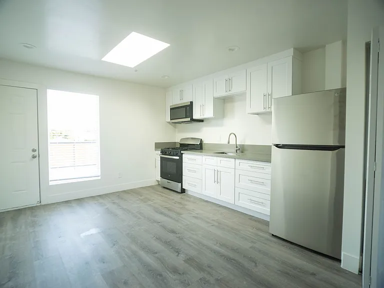 Palm Lofts — Photo 4