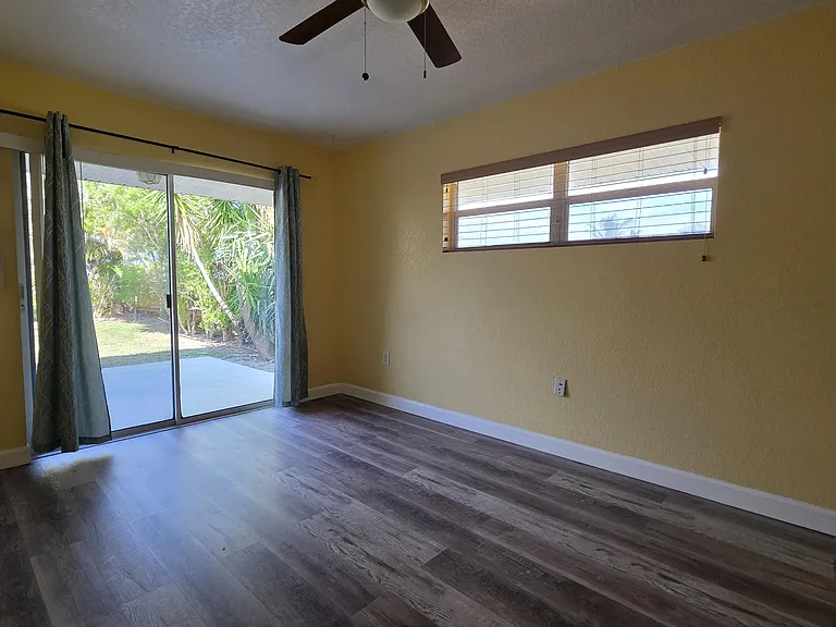 462 Hernando St #B — Photo 11