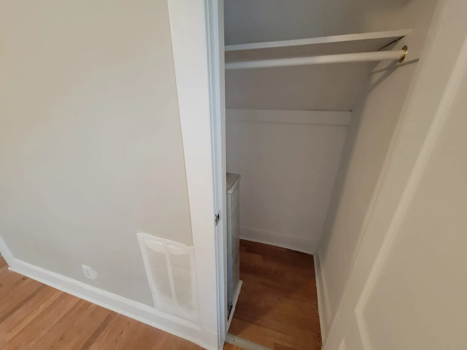 2 bed, $1,325 — Photo 4