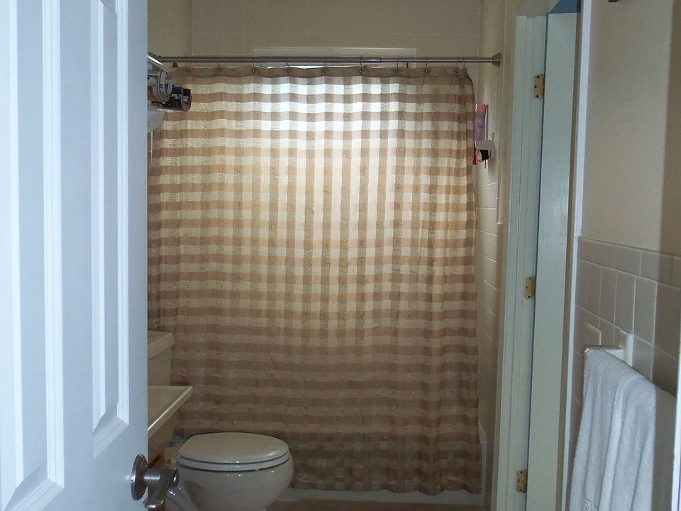 2nd image of 15 Quirk Rd