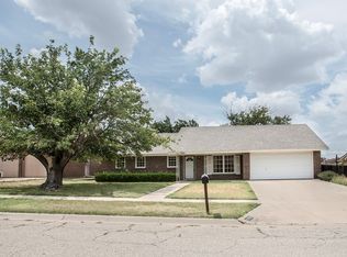 2702 Lynn Dr, Big Spring, TX 79720