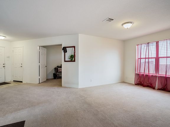 5th image of 580 Sheep Trail Dr