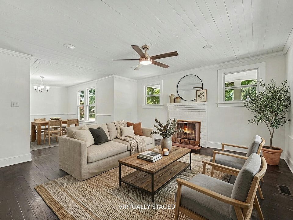 1st image of 207 Old Post Rd