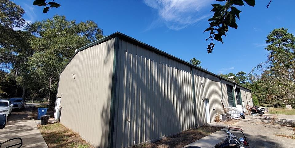 1st image of 4937 Oak Knoll Ln