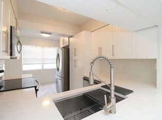 105 Wading Bird Cir APT 104, Naples, FL 34110